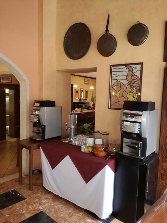 Albergo Giardino Toscolano Maderno Buitenkant foto