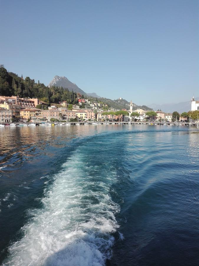 Albergo Giardino Toscolano Maderno Buitenkant foto