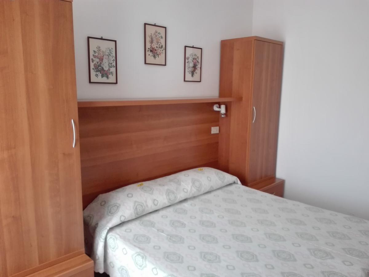 Albergo Giardino Toscolano Maderno Buitenkant foto