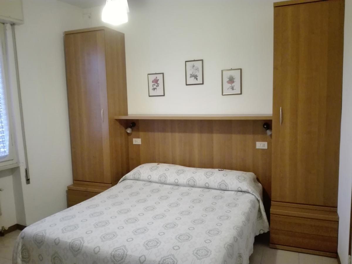 Albergo Giardino Toscolano Maderno Buitenkant foto